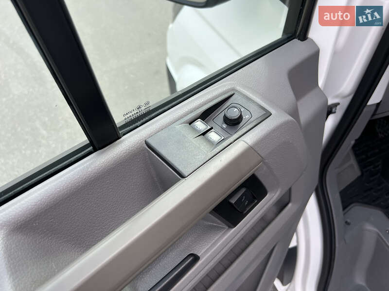 Грузовой фургон Volkswagen Crafter 2021 в Киеве