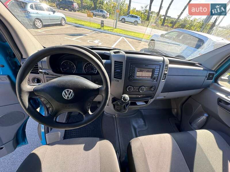 Грузовой фургон Volkswagen Crafter 2015 в Киеве