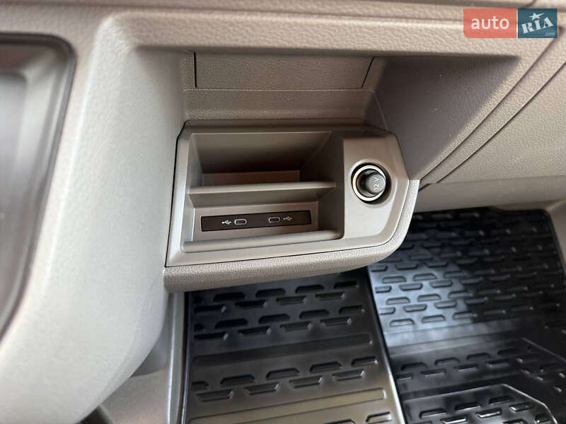 Грузовой фургон Volkswagen Crafter 2021 в Дубно