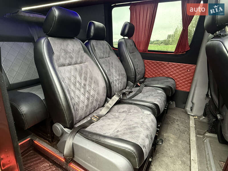 Микроавтобус Volkswagen Crafter 2011 в Бердичеве
