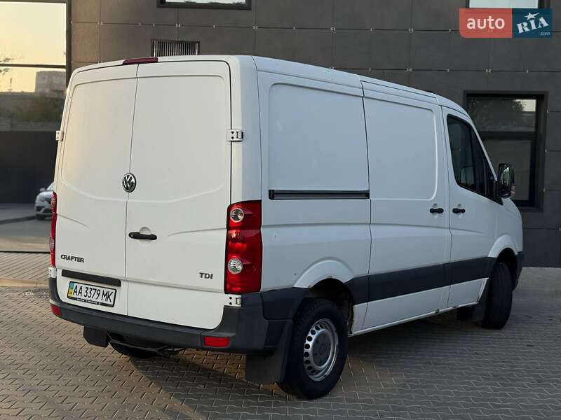 Грузовой фургон Volkswagen Crafter 2012 в Киеве