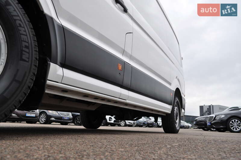 Грузовой фургон Volkswagen Crafter 2020 в Киеве