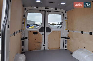 Грузовой фургон Volkswagen Crafter 2020 в 
