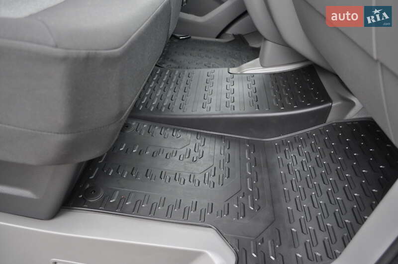 Грузовой фургон Volkswagen Crafter 2020 в Киеве