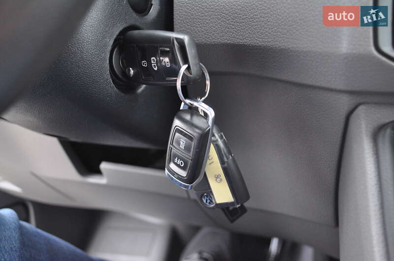 Грузовой фургон Volkswagen Crafter 2020 в Киеве