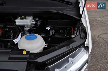 Грузовой фургон Volkswagen Crafter 2020 в 