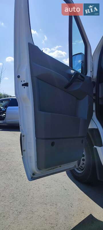 Пригородный автобус Volkswagen Crafter 2014 в Ковеле