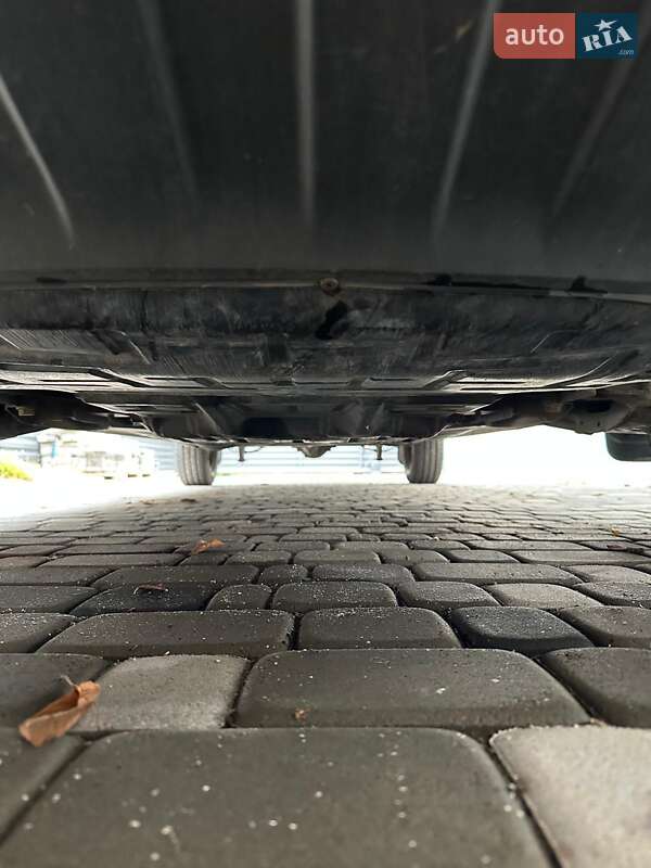 Микроавтобус Volkswagen Crafter 2012 в Киеве