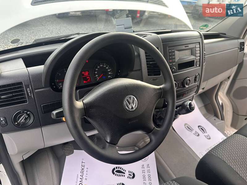 Тентованый Volkswagen Crafter 2016 в Ровно