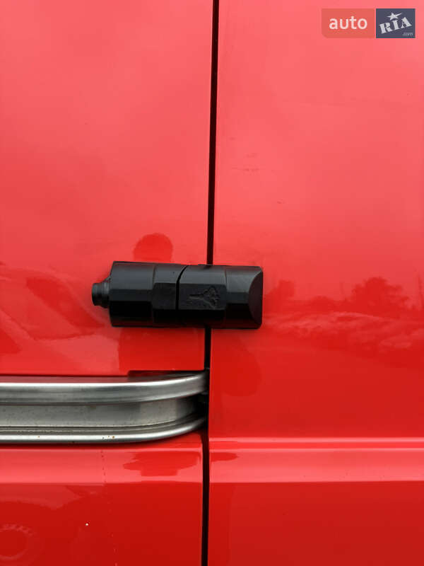 Грузовой фургон Volkswagen Crafter 2019 в Киеве