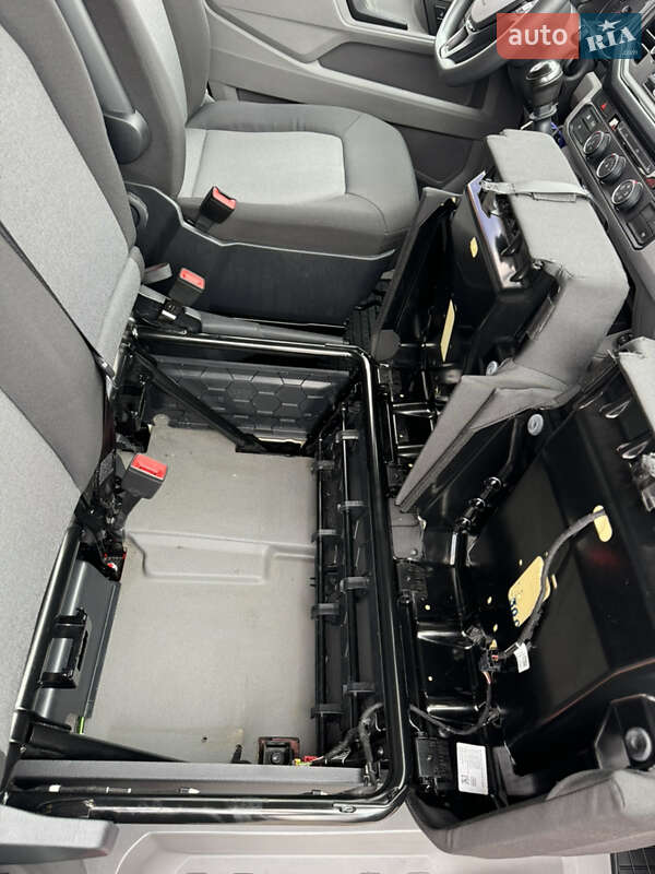 Грузовой фургон Volkswagen Crafter 2019 в Киеве