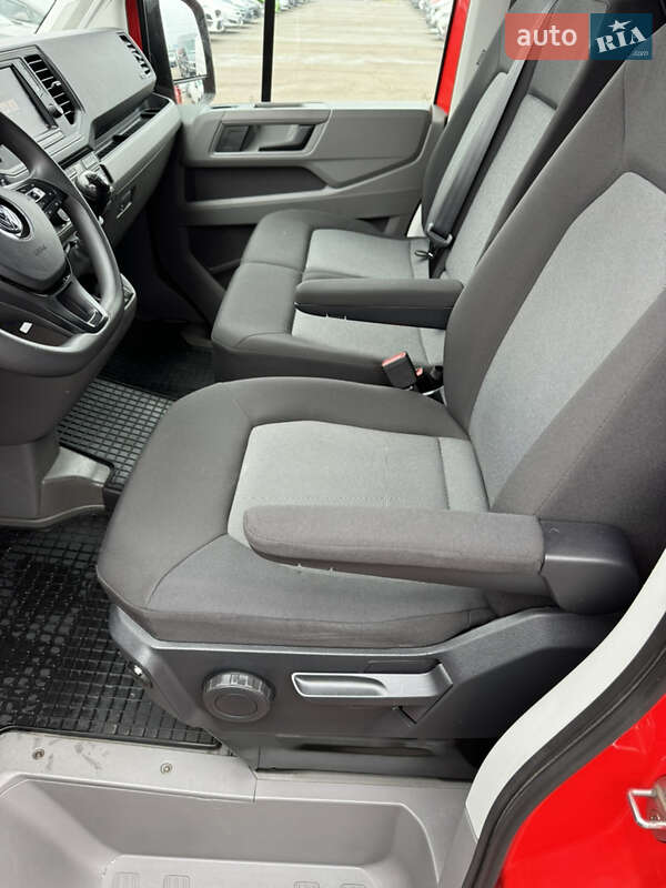 Грузовой фургон Volkswagen Crafter 2019 в Киеве