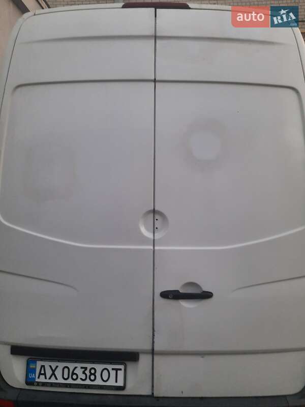 Грузовой фургон Volkswagen Crafter 2012 в Днепре