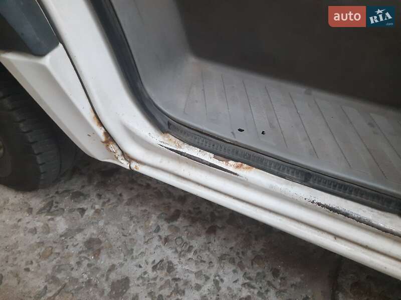 Грузовой фургон Volkswagen Crafter 2012 в Днепре