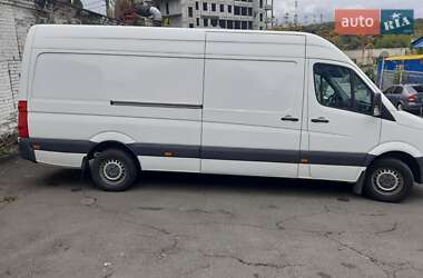 Грузовой фургон Volkswagen Crafter 2013 в 