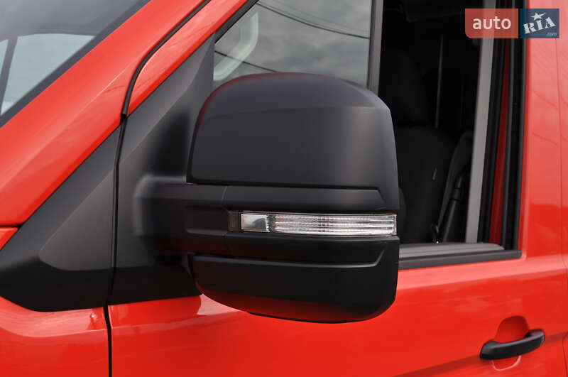 Грузовой фургон Volkswagen Crafter 2019 в Киеве