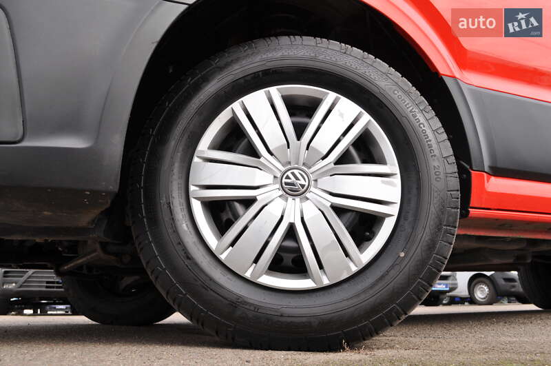 Грузовой фургон Volkswagen Crafter 2019 в Киеве