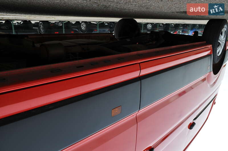 Грузовой фургон Volkswagen Crafter 2019 в Киеве