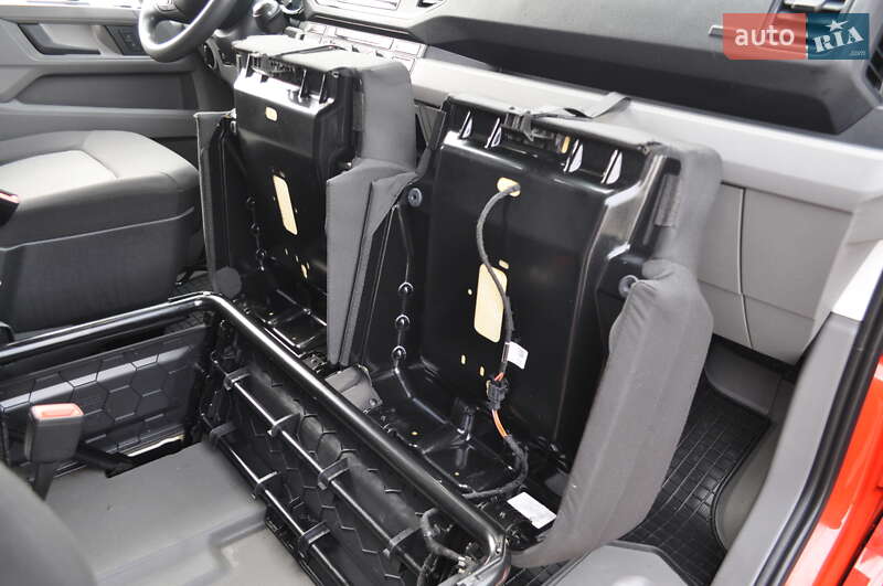 Грузовой фургон Volkswagen Crafter 2019 в Киеве