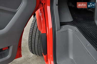 Грузовой фургон Volkswagen Crafter 2019 в 