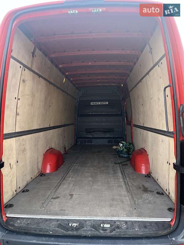 Грузовой фургон Volkswagen Crafter 2012 в Львове