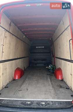 Грузовой фургон Volkswagen Crafter 2012 в 