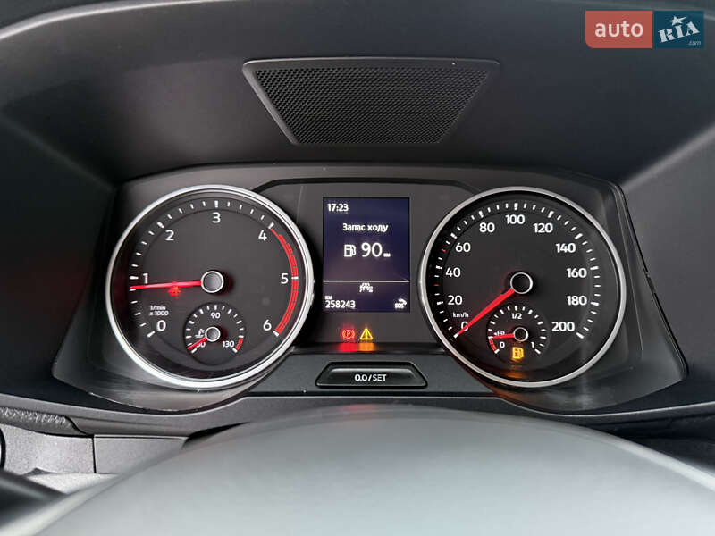 Грузовой фургон Volkswagen Crafter 2021 в Киеве