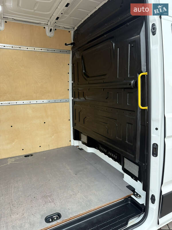 Грузовой фургон Volkswagen Crafter 2021 в Киеве