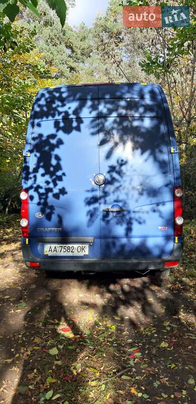 Вантажний фургон Volkswagen Crafter 2013 в Києві