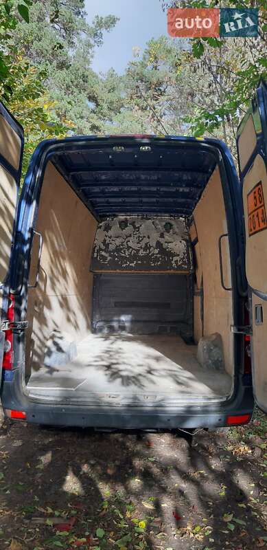 Вантажний фургон Volkswagen Crafter 2013 в Києві