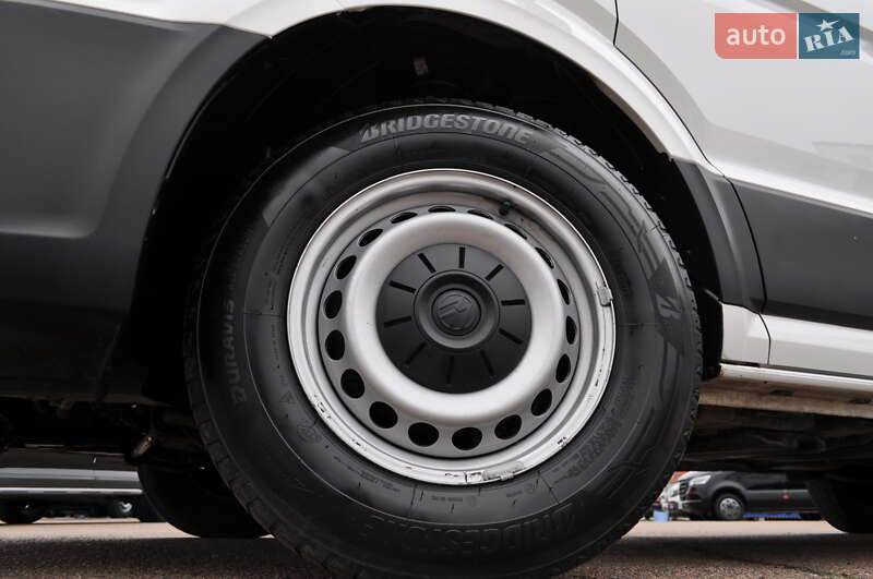 Вантажний фургон Volkswagen Crafter 2021 в Києві