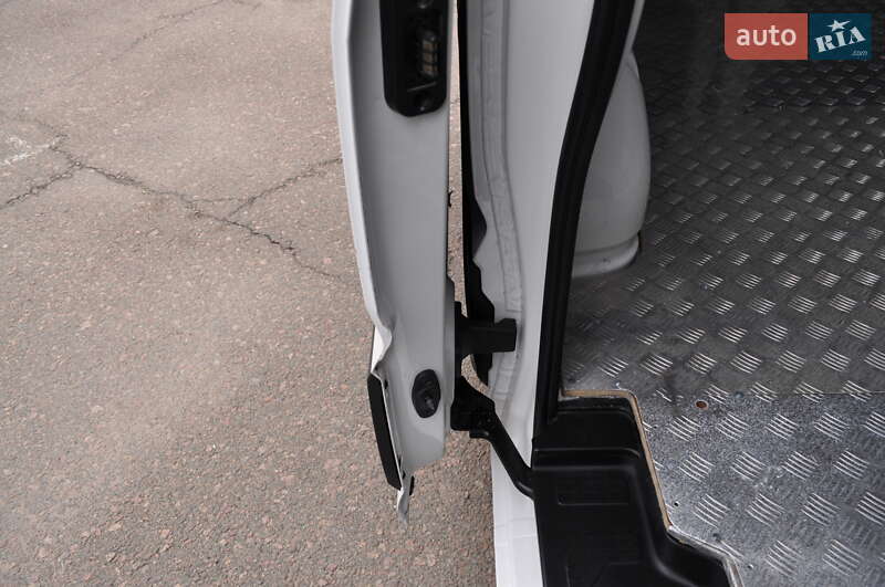 Вантажний фургон Volkswagen Crafter 2021 в Києві