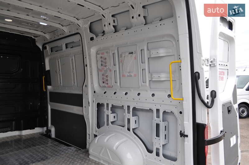 Вантажний фургон Volkswagen Crafter 2021 в Києві