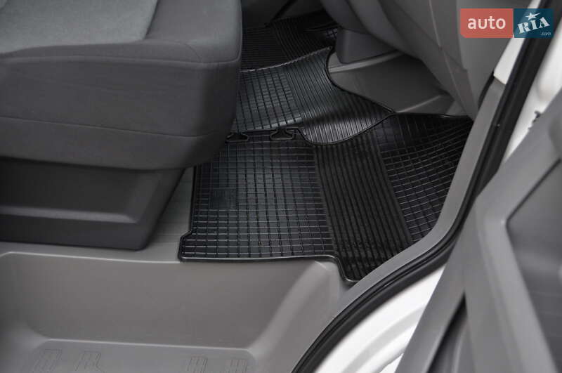 Вантажний фургон Volkswagen Crafter 2021 в Києві