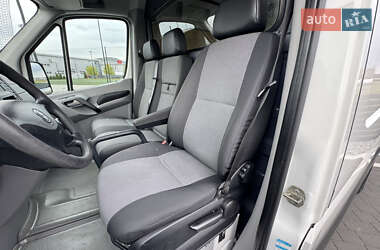 Вантажний фургон Volkswagen Crafter 2015 в 