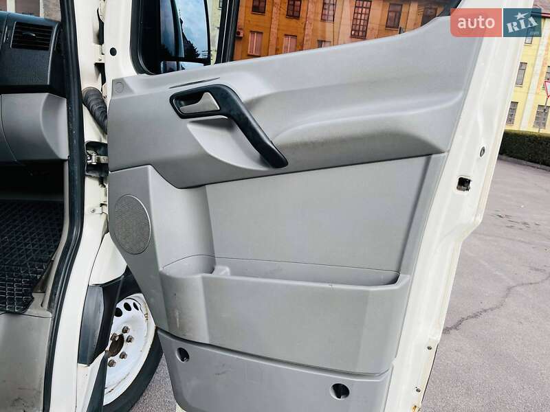 Микроавтобус Volkswagen Crafter 2009 в Каменском