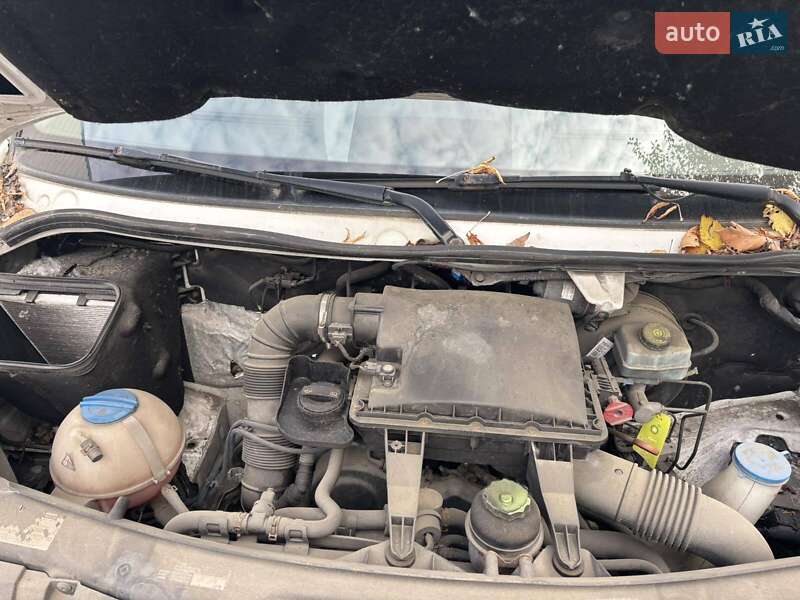 Вантажний фургон Volkswagen Crafter 2011 в Києві фото 2 Вантажний фургон Volkswagen Crafter 2011 в Києві