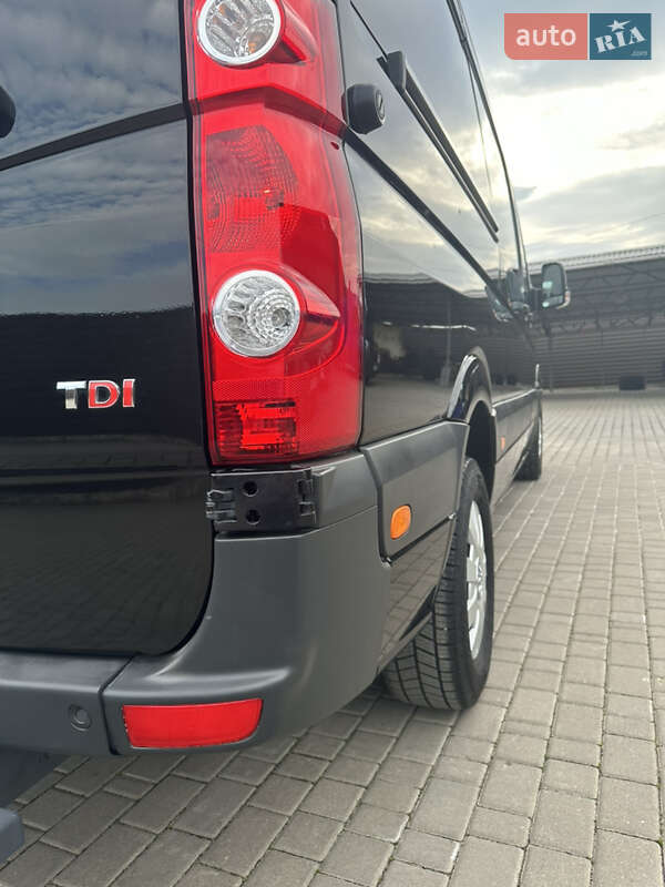 Вантажний фургон Volkswagen Crafter 2016 в Дубні