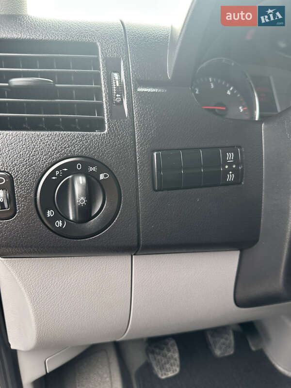 Вантажний фургон Volkswagen Crafter 2016 в Дубні