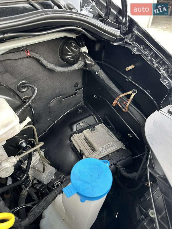 Вантажний фургон Volkswagen Crafter 2016 в Дубні