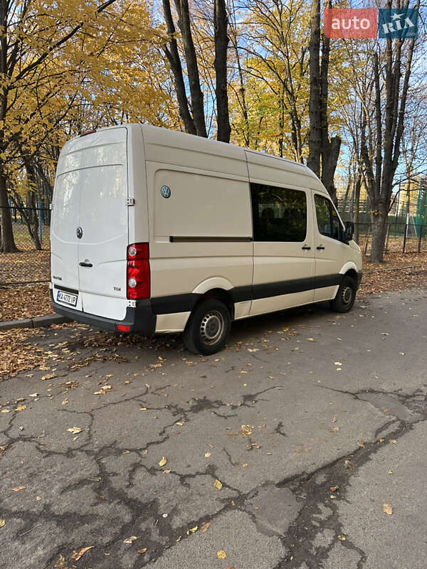 Вантажний фургон Volkswagen Crafter 2014 в Києві