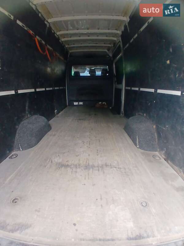 Грузовой фургон Volkswagen Crafter 2011 в Ивано-Франковске