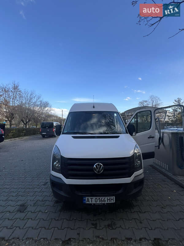 Вантажний фургон Volkswagen Crafter 2016 в Чернівцях