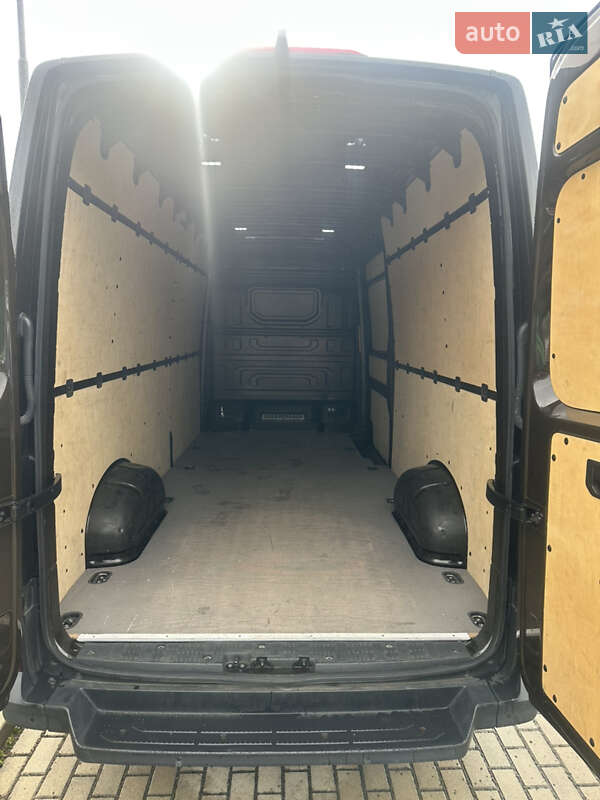 Грузовой фургон Volkswagen Crafter 2021 в Калуше