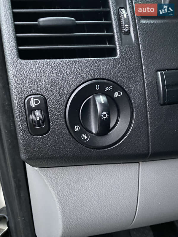 Вантажний фургон Volkswagen Crafter 2011 в Яворові фото 22 Вантажний фургон Volkswagen Crafter 2011 в Яворові