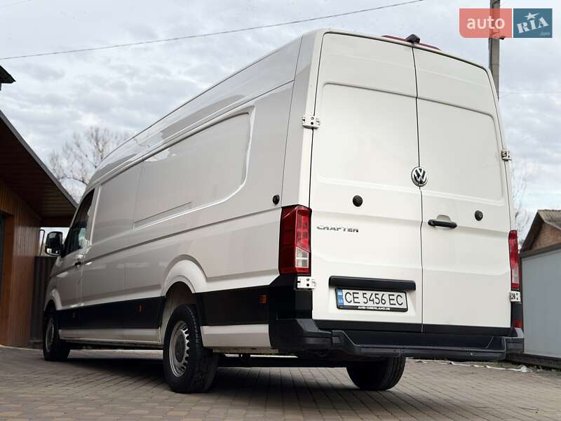 Вантажний фургон Volkswagen Crafter 2018 в Чернівцях