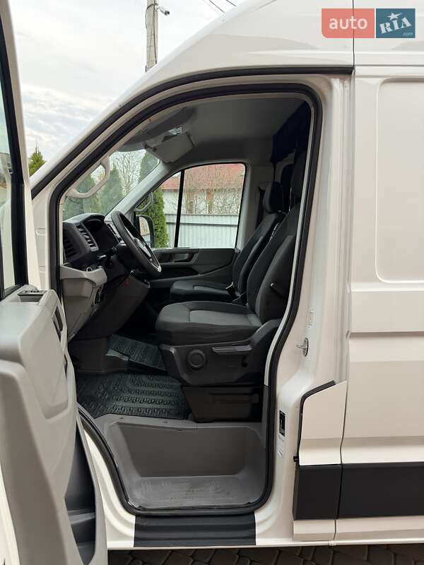 Вантажний фургон Volkswagen Crafter 2018 в Чернівцях