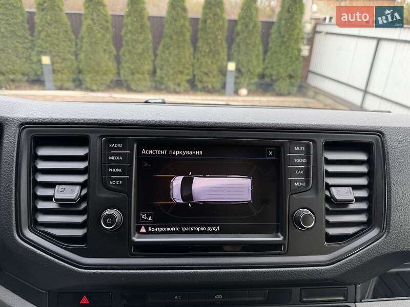 Вантажний фургон Volkswagen Crafter 2018 в Чернівцях