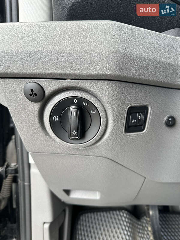 Вантажопасажирський фургон Volkswagen Crafter 2018 в Білогородці