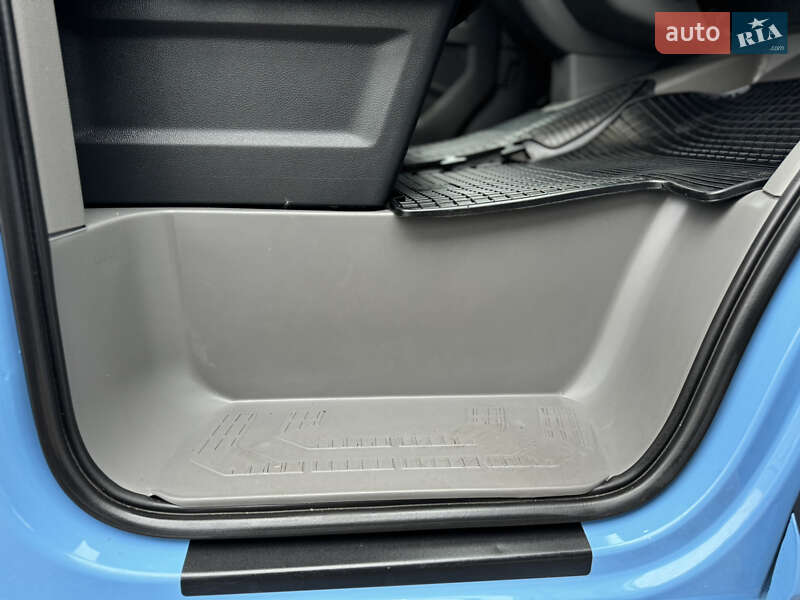 Грузовой фургон Volkswagen Crafter 2021 в Киеве